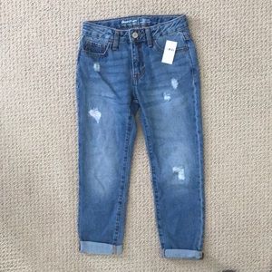 BRAND NEW NEVER WORN with tags Gap Girls size 7 girlfriend distressed jeans